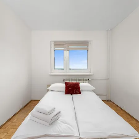 Apartment Oswiecenia 10th Floor View By Bookinghost *